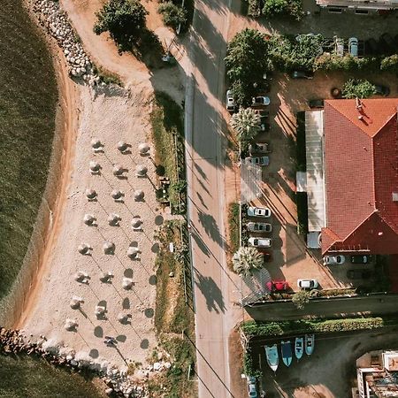 Calma Beach Hotel ستافروس المظهر الخارجي الصورة