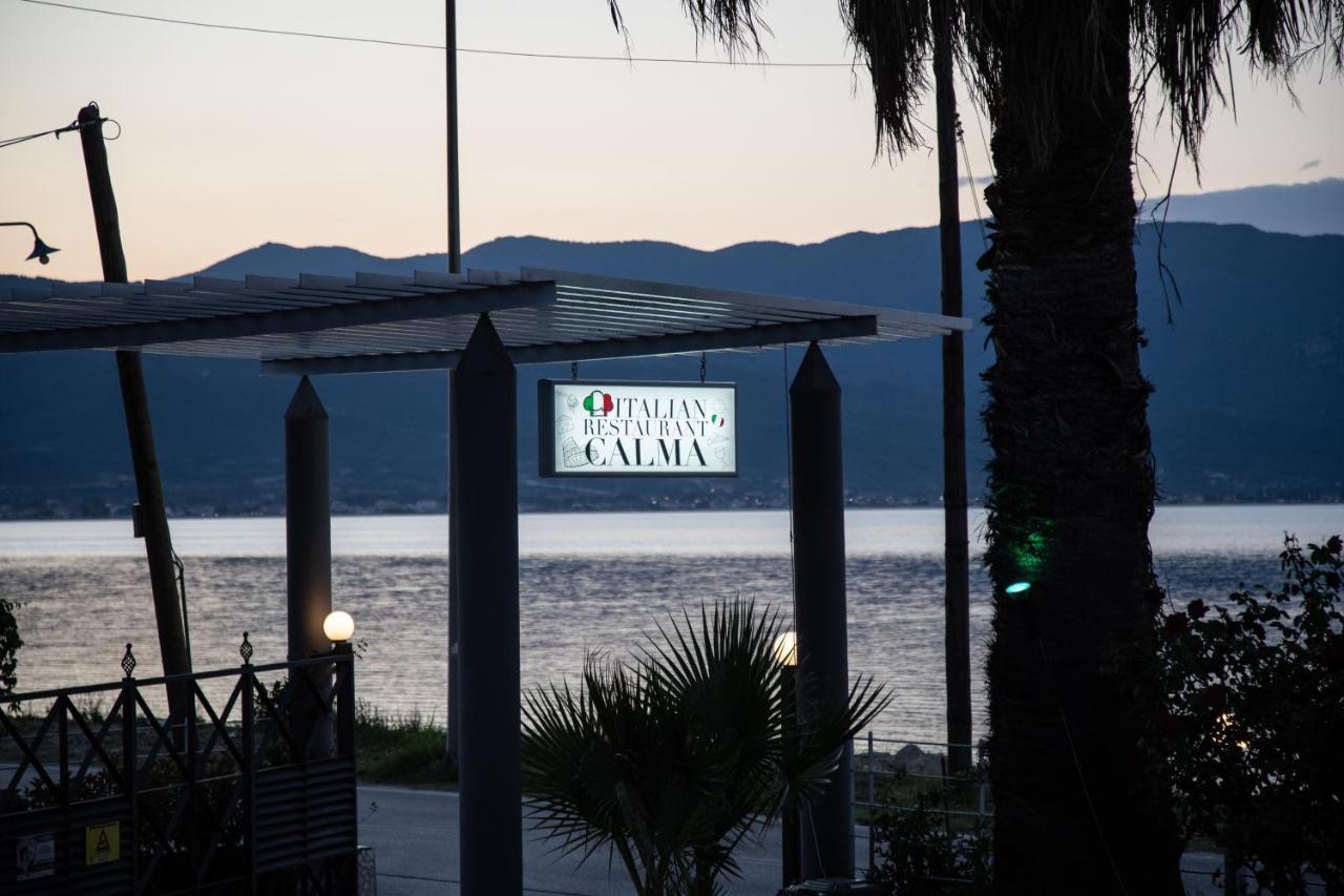 Calma Beach Hotel ستافروس المظهر الخارجي الصورة